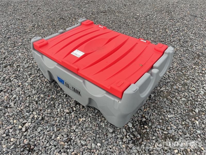 Emiliana Serbatoi EU-TANK 220 220 L Plastic Diesel 220 L Poly Portab Serbatoi per carburante e additivi