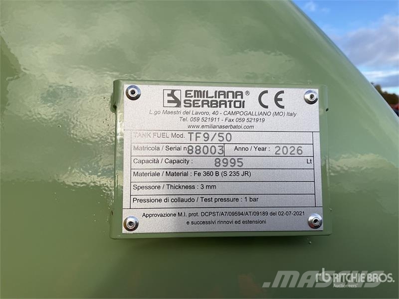 Emiliana Serbatoi EU-TANK 9000 Skid Mounted Steel 9000 L Steel Stora Паливні та присадочні баки