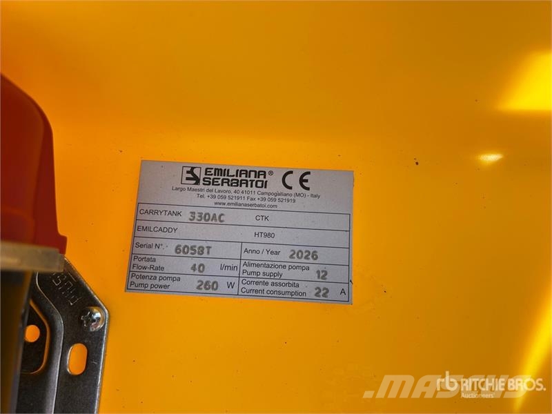 Emiliana Serbatoi EU-TANK 330 330 L Poly Portable Diesel Transfer an Kraftstoff- und Zusatzstoffbehälter