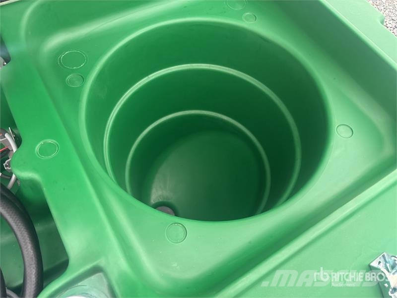Emiliana Serbatoi EU-TANK 900 Fuel Tank (Unused) Serbatoi per carburante e additivi