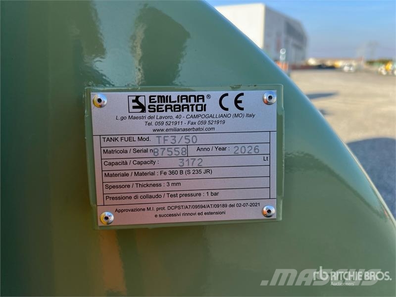 Emiliana Serbatoi EU-TANK 3000 3000 L Steel Storage and Dispensing T Depósitos de combustible y aditivos