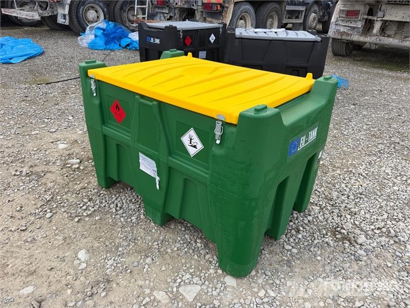 Emiliana Serbatoi EU-TANK 440 440 L Poly Portable Diesel Transfer an Yakıt ve katkı maddesi tankları