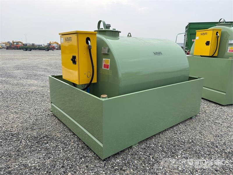 Emiliana Serbatoi EU-TANK 3000 3000 L Steel Storage and Dispensing T Yakıt ve katkı maddesi tankları
