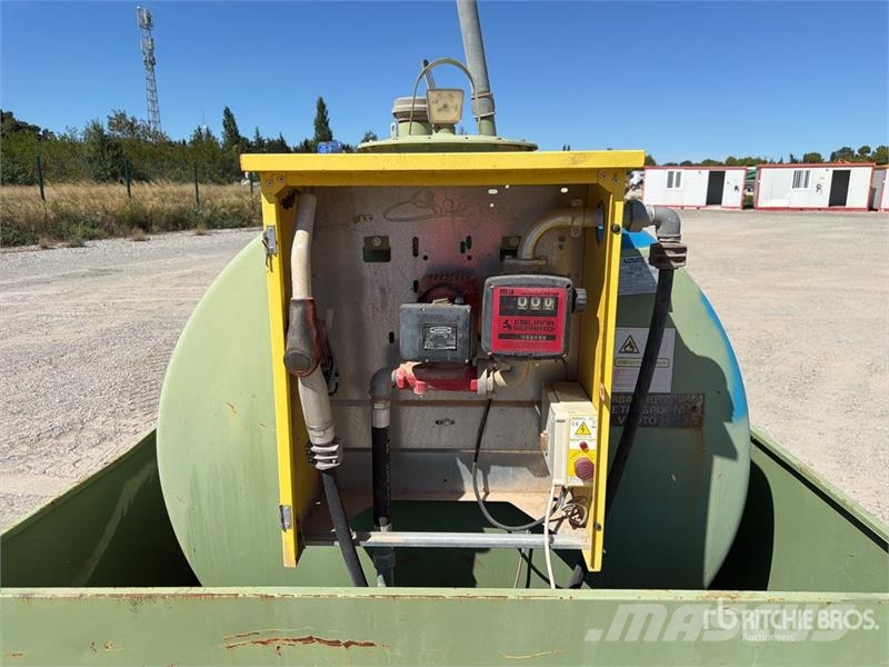 Emiliana Serbatoi TANK 3000 Water Tank Fuel and additive tanks