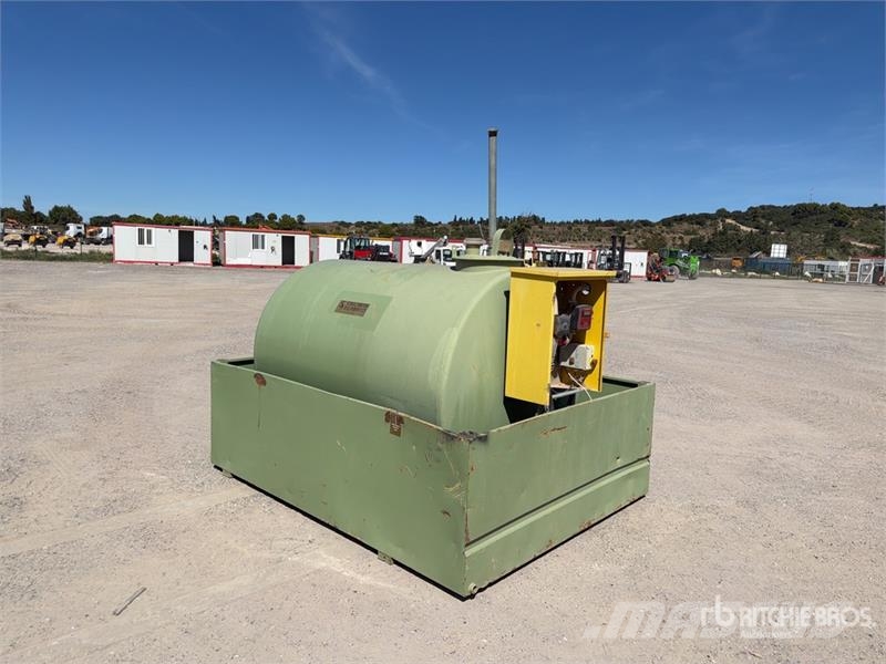 Emiliana Serbatoi TANK 3000 Water Tank Fuel and additive tanks