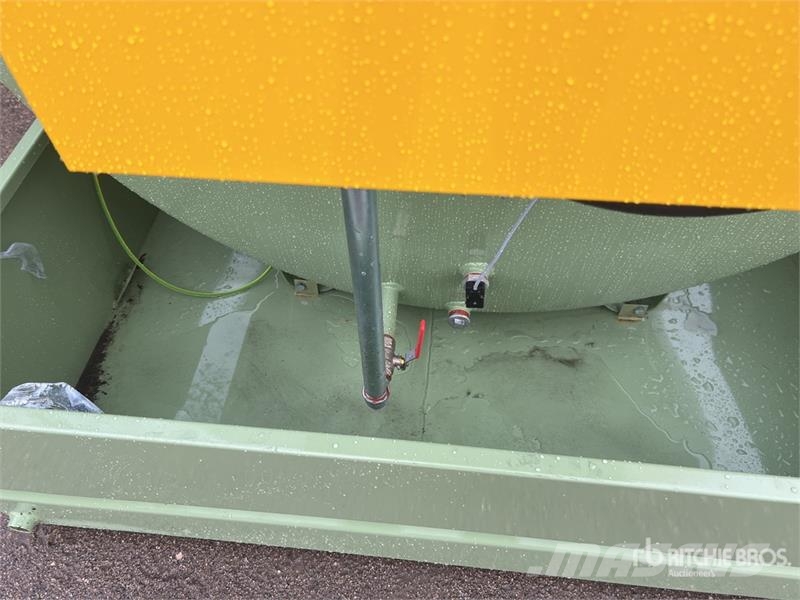 Emiliana Serbatoi TF3/50 3000 L Steel Storage and Dispensing Tank wi Kütusemahutid