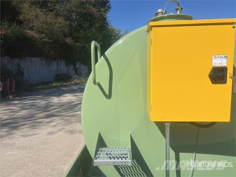 Emiliana Serbatoi TF9/50 8995 L 9000 L Steel Storage and Dispensing Паливні та присадочні баки