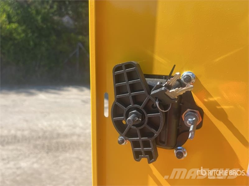 Emiliana Serbatoi TF9/50 8995 L 9000 L Steel Storage and Dispensing Паливні та присадочні баки