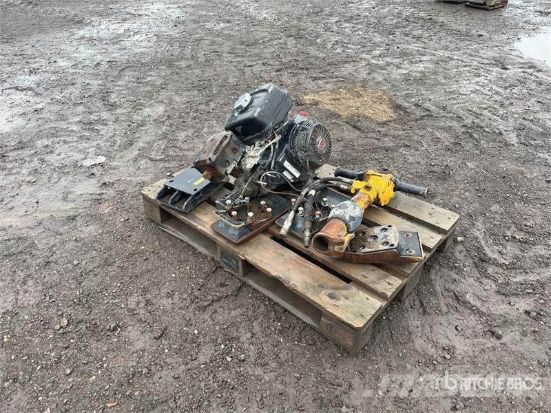  Engine مكونات أخرى