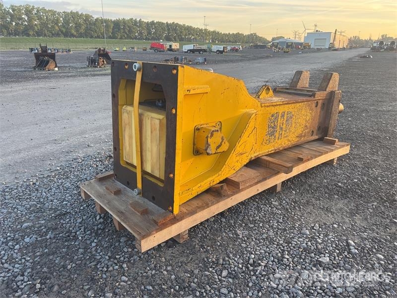 Epiroc HB700 Dust Hydraulic Breaker Hamers en brekers