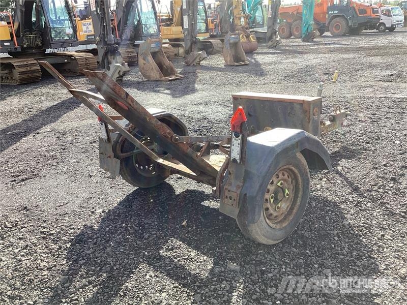 Equipment Trailer Járműszállító pótkocsik