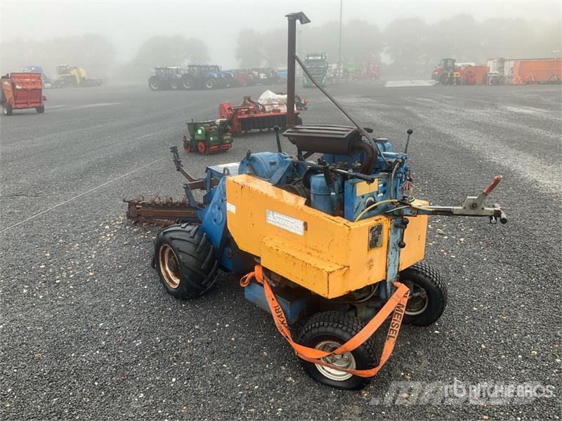 Ernst Schrader GM1 Trencher (Inoperable) Freze za kopanje jarkov Trenčerji