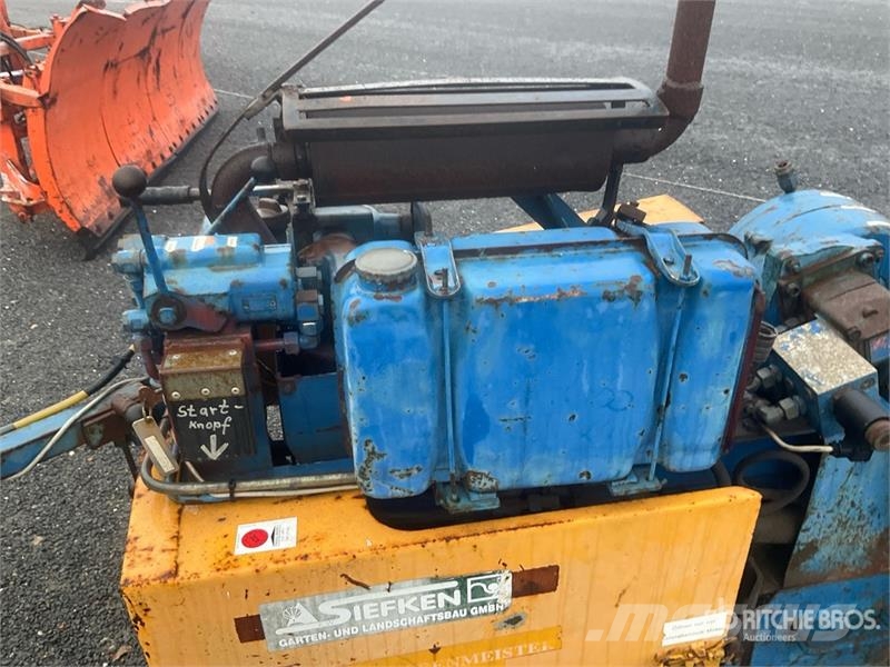 Ernst Schrader GM1 Trencher (Inoperable) Freze za kopanje jarkov Trenčerji