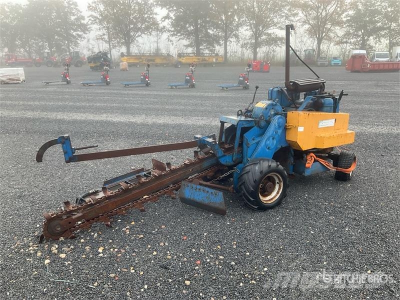 Ernst Schrader GM1 Trencher (Inoperable) Freze za kopanje jarkov Trenčerji