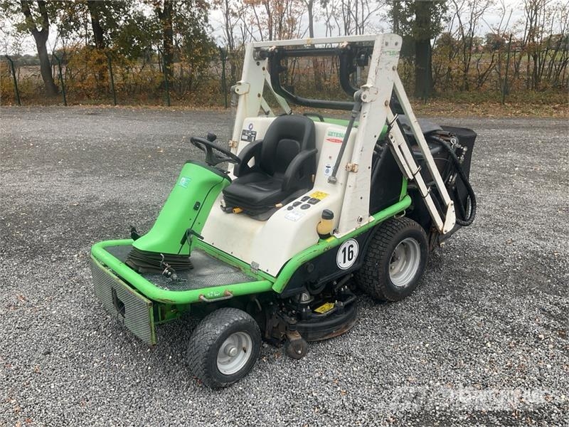 Etesia 124D Ride-On Lawn Mower Murutraktorid