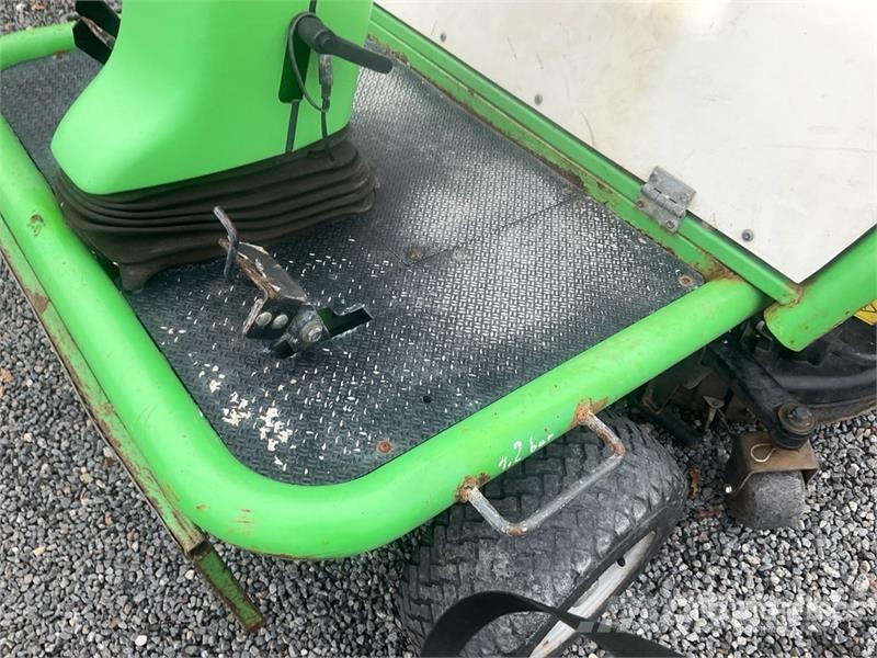 Etesia 124D Ride-On Lawn Mower Murutraktorid