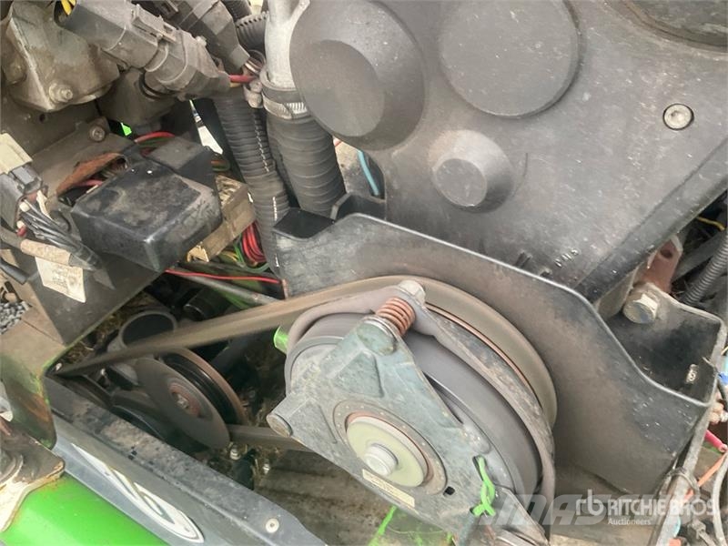Etesia 124D Ride-On Lawn Mower Murutraktorid