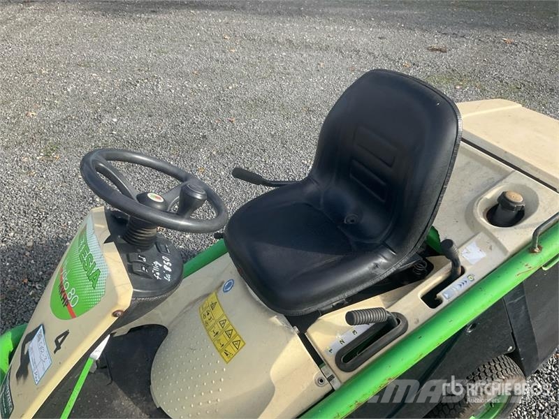 Etesia Hydro80 Lawn Mower (Inoperable) Самохідні газонокосарки