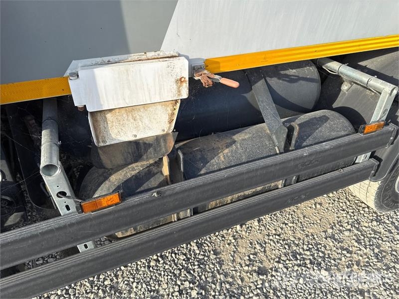  Eurocargo ML100E21/P 4x2 Rear Loader Waste Collect Komunalni tovornjaki