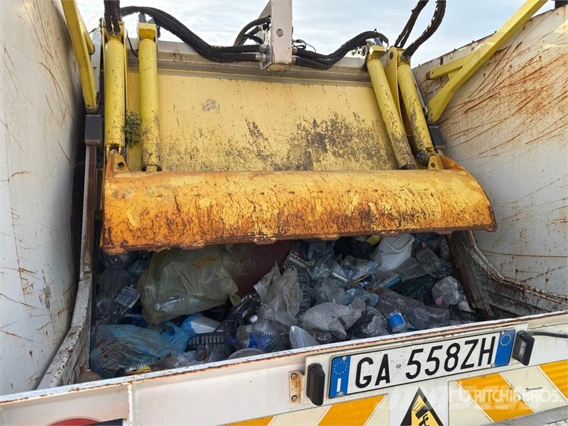  Eurocargo ML100E21/P 4x2 Rear Loader Waste Collect Komunalni tovornjaki
