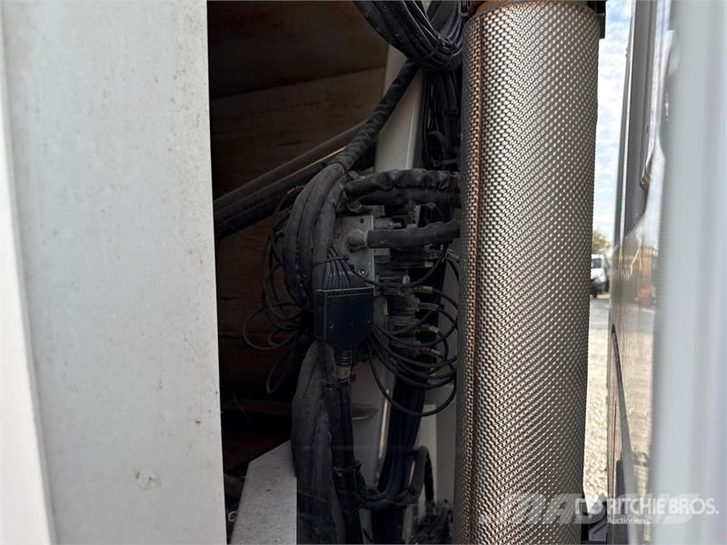  Eurocargo ML100E21/P 4x2 Rear Loader Waste Collect Komunalni tovornjaki