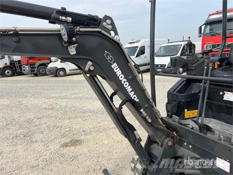 Eurocomach 15ZT Mini Excavator حفارات صغيرة أقل من 7 طن (حفارات صغيرة)