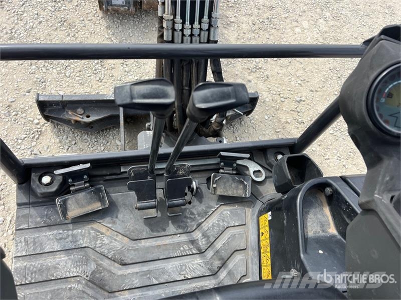 Eurocomach 15ZT Mini Excavator حفارات صغيرة أقل من 7 طن (حفارات صغيرة)