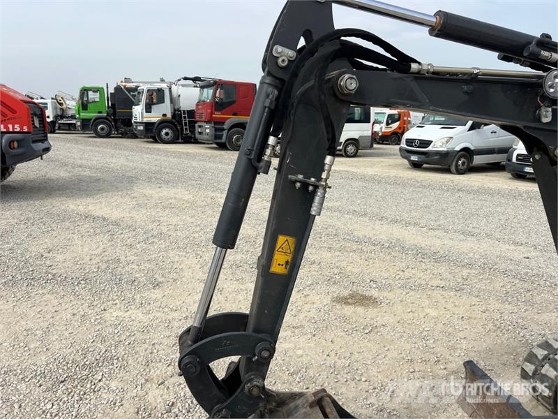 Eurocomach 15ZT Mini Excavator حفارات صغيرة أقل من 7 طن (حفارات صغيرة)