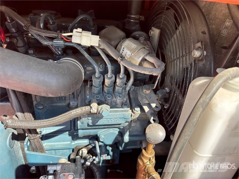 Europower New Boy EPS113TDE Portable Generator Set (Inoperab 其它发电机