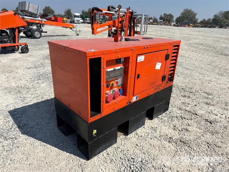 Europower New Boy EPS113TDE Portable Generator Set (Inoperab 其它发电机