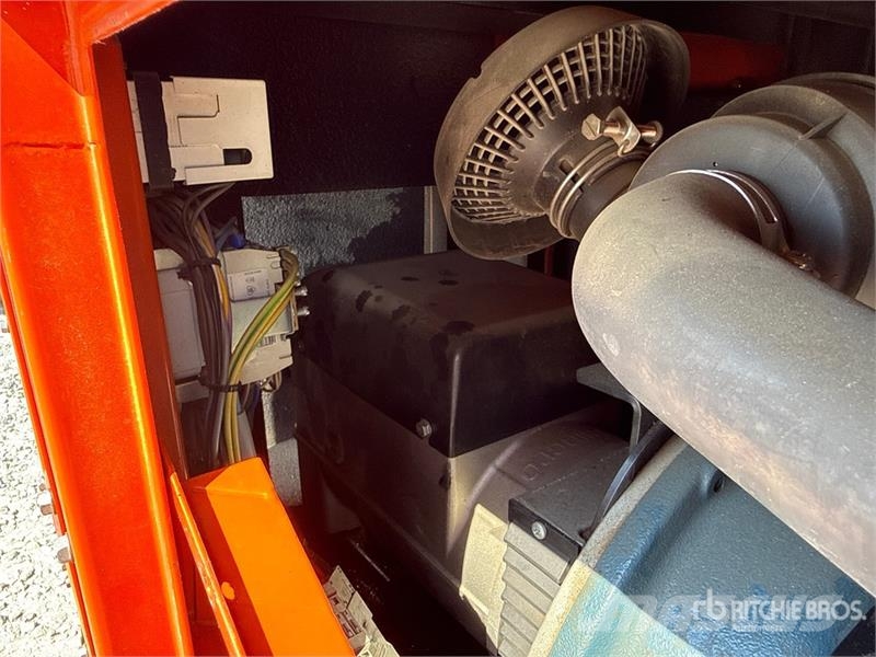 Europower New Boy EPS113TDE Portable Generator Set (Inoperab 其它发电机