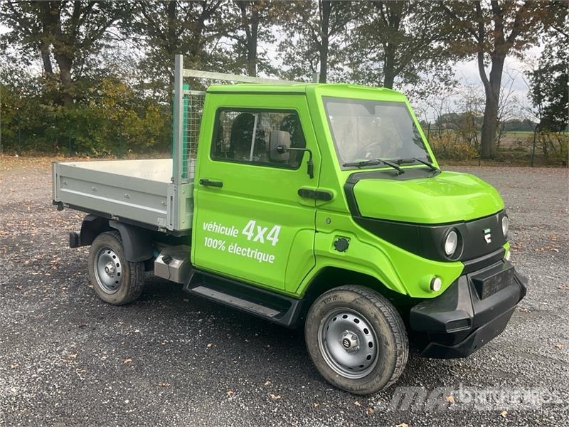 Evum Acar 4x4 Electric Flatbed Utility Truck Пикапи