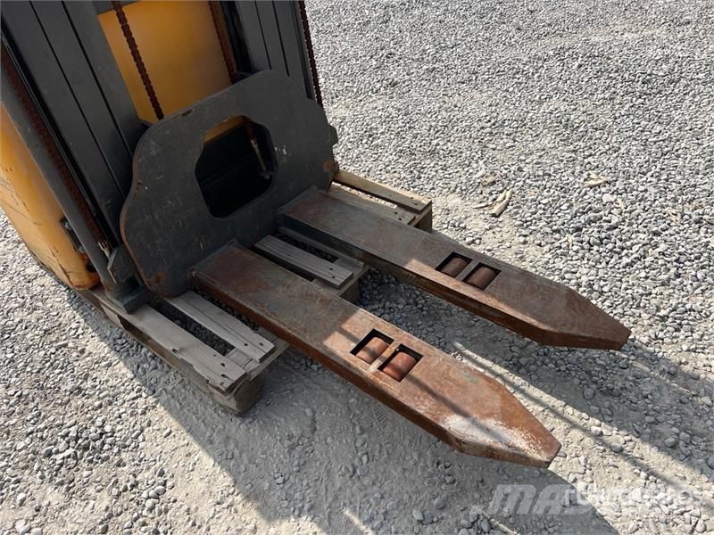 FAC SBT/4516 1600 kg Electric Stacker Samopogonski ručni viličari