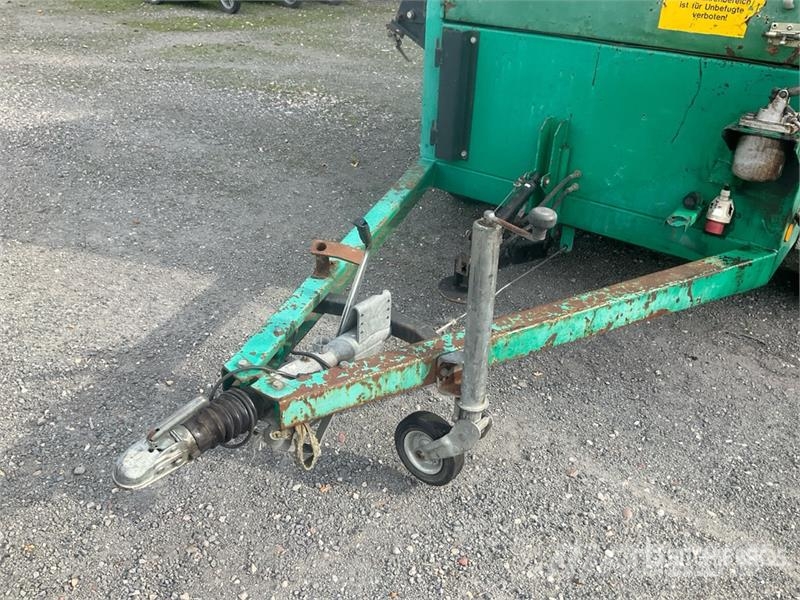Farwick Euro Screen Trailer Mounted Electric Powered Scree Seulat