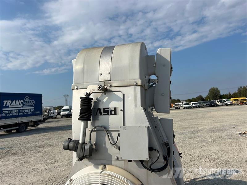  Favaro NI 1000 PSV Pull-Type Sprayer Ρυμουλκούμενα ψεκαστικά