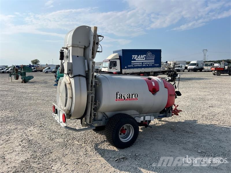  Favaro NI 1000 PSV Pull-Type Sprayer Ρυμουλκούμενα ψεκαστικά