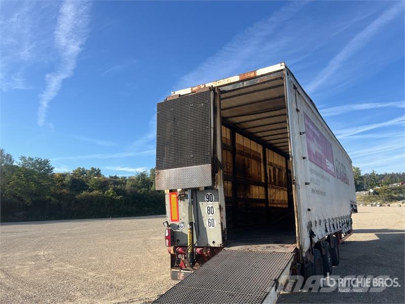 Faymonville 34 t Tri/A Semi-Remorque A Rideaux Coulissants Ave 平板拖车