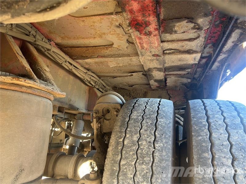 Faymonville 42 ton T/A Porte Engin A Rideaux Coulissants Avec Nizki nakladalci