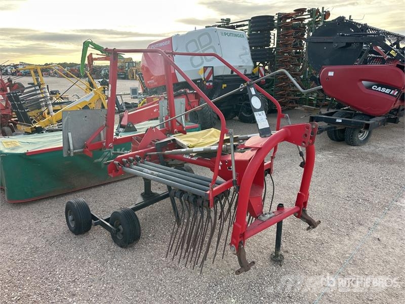 Fella Andaineur Hay Rake Obračalniki in zgrabljalniki