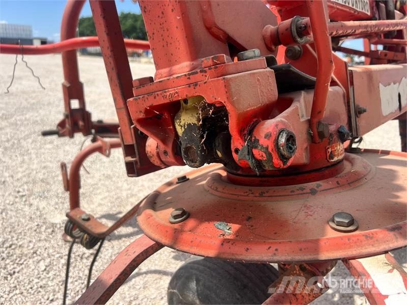 Fella TH450DHY 3-Point 1 Rotor Faneuse Hay Tedder Kreiselheuer/-wender