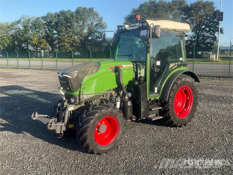 Fendt 208F Vario Profi 4WD Tractor Traktoren