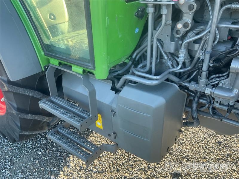 Fendt 208F Vario Profi 4WD Tractor Traktoren