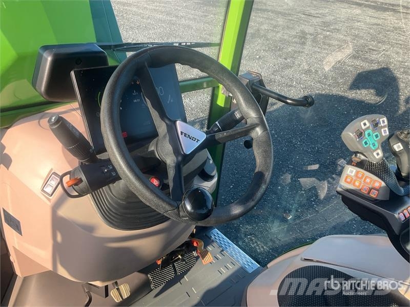 Fendt 208F Vario Profi 4WD Tractor Traktoren
