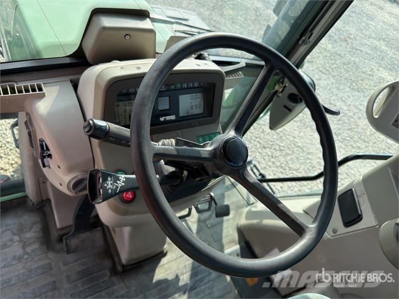 Fendt 412 4WD Tractor (Inoperable) Trattori