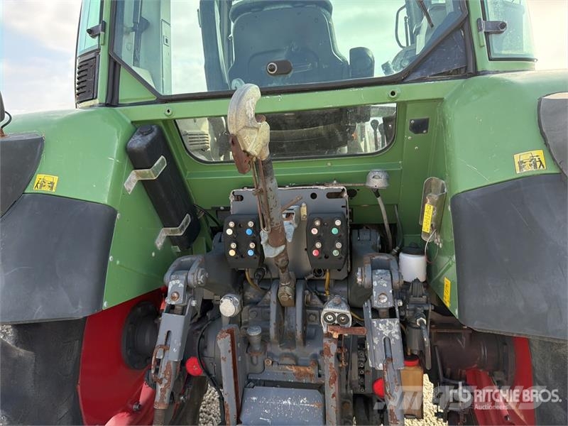 Fendt 412 4WD Tractor (Inoperable) Trattori