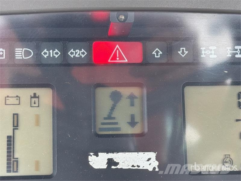 Fendt 412 4WD Tractor (Inoperable) Trattori