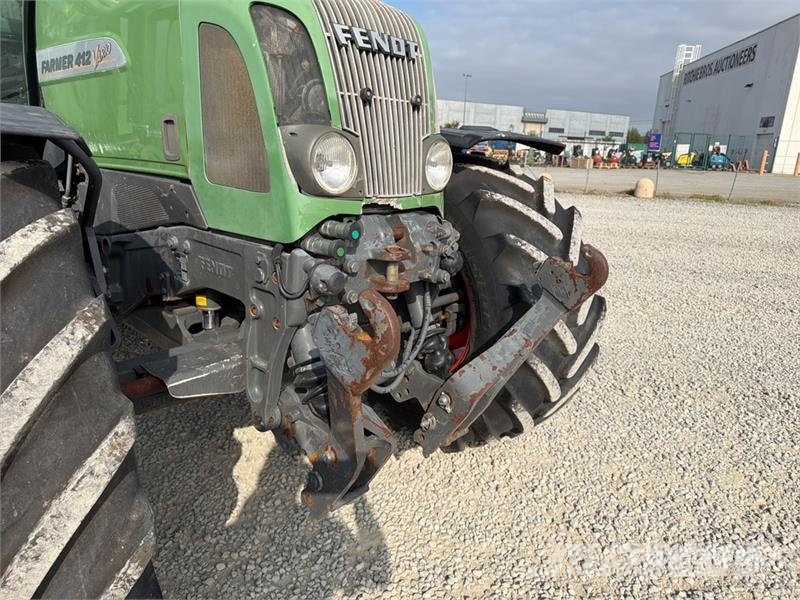 Fendt 412 4WD Tractor (Inoperable) Trattori