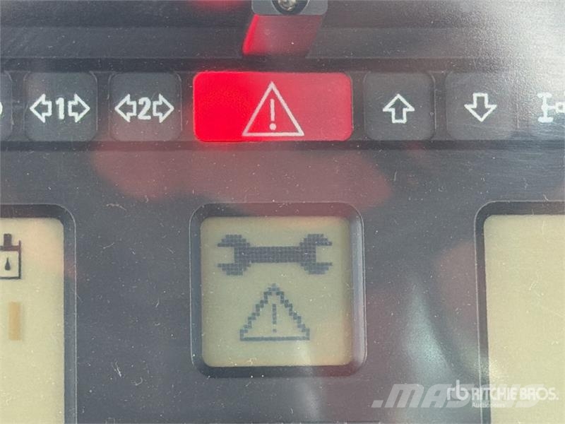 Fendt 412 4WD Tractor (Inoperable) Trattori