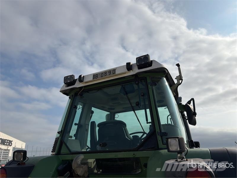 Fendt 412 4WD Tractor (Inoperable) Trattori