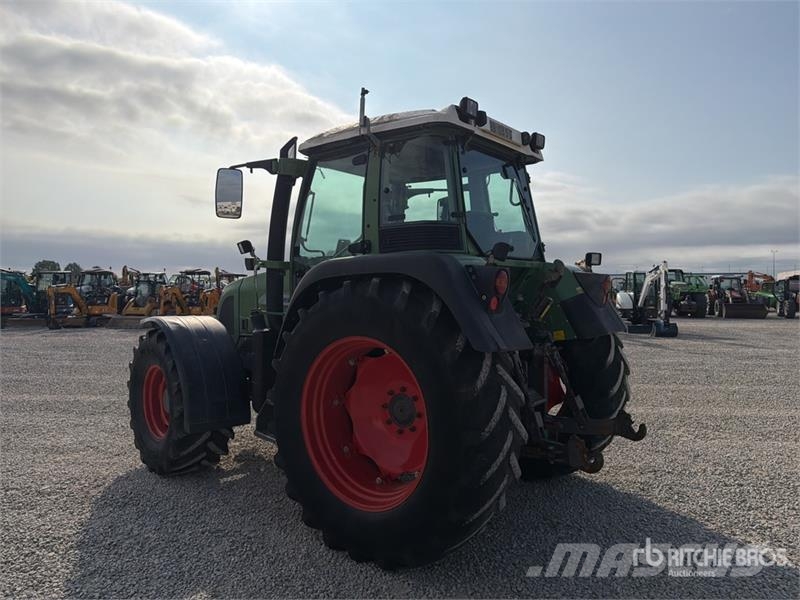 Fendt 412 4WD Tractor (Inoperable) Trattori